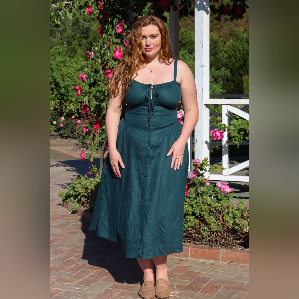 Aulieude Dorothy Dress in Emerald Green, Size AU 16/ US 12